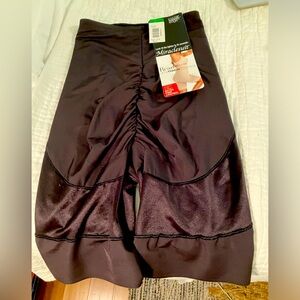 Miraclesuit Black Hi-waist Hip and Thigh Slimmer